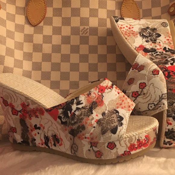 FLASH SALE😍BEAUTIFUL open toe with sparkle glitter all over dressy or casual … - Picture 5 of 16